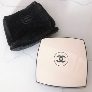 Chanel Les Beiges sheer powder SPF 15 Shade N°20